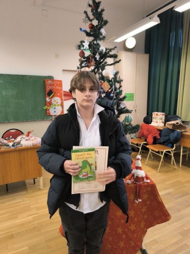 Fábián Norbert oklevéllel